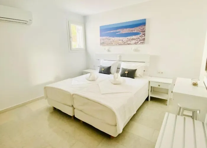 Heart Of * Parikia (Paros)